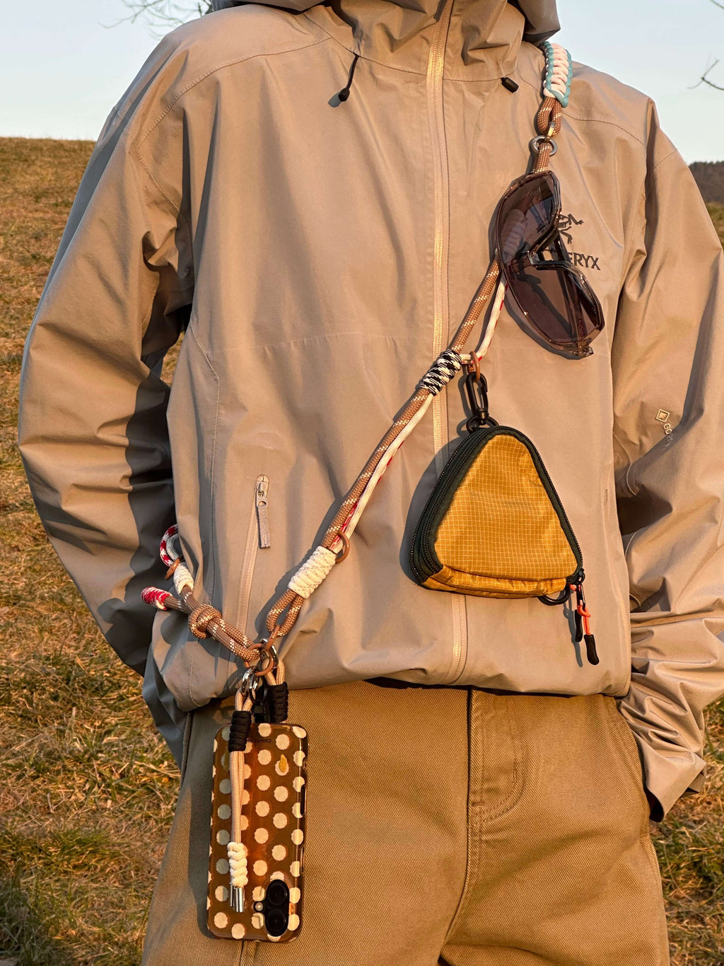 Waterproof Lightweight Crossbody Bag – Unisex Triangle Chest Pack for Hiking, Travel & Outdoor ActivitiesWaterproof Lightweight Crossbody Bag – Unisex Triangle Chest Pack for Hiking, Travel & Outdoor Activities