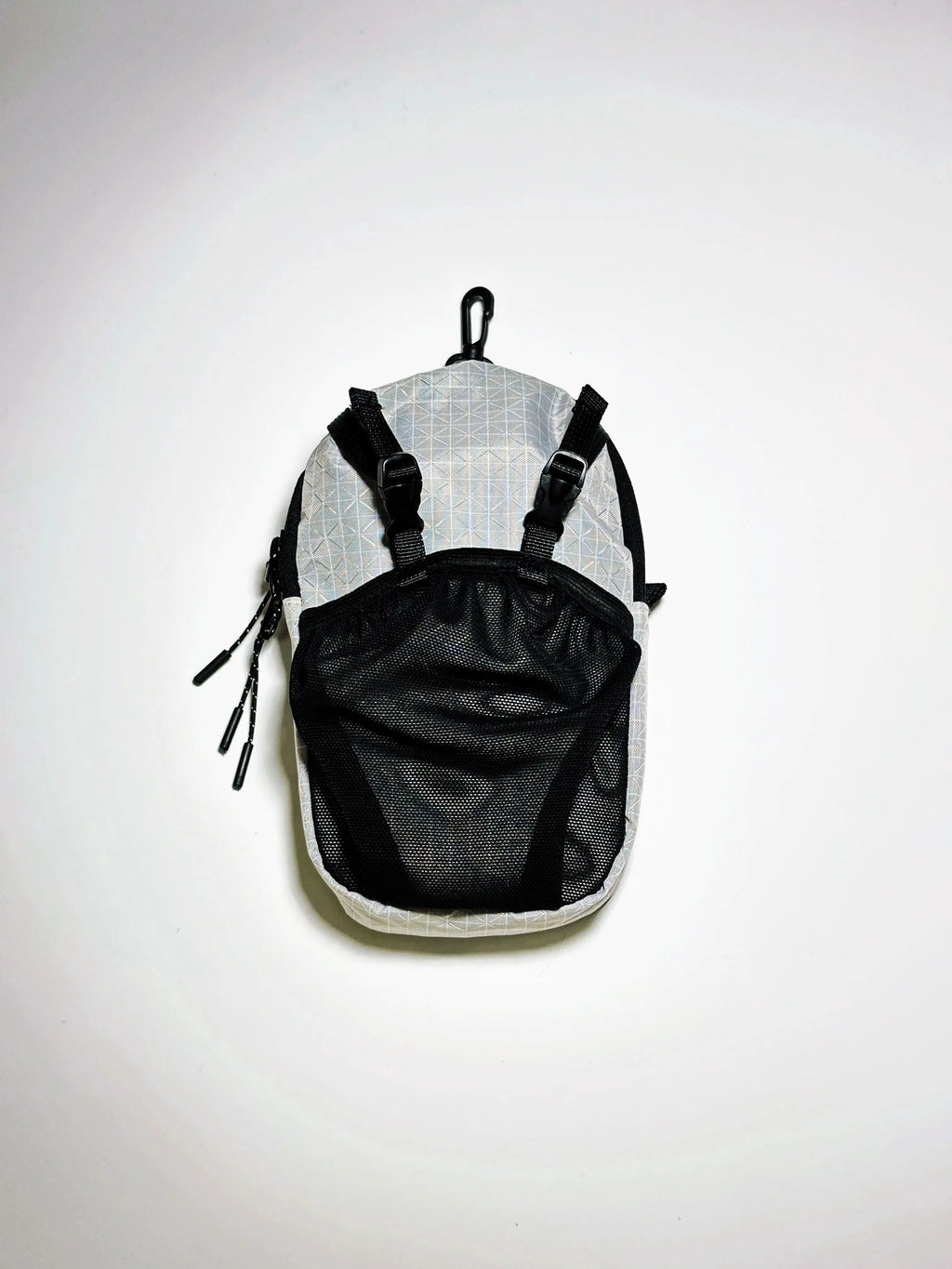 Water-Resistant Crossbody Sling Bag – Multi-Pocket Shoulder Bag with Bottle Hook for Travel, Daily Use & Outdoor