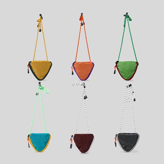 Waterproof Lightweight Crossbody Bag – Unisex Triangle Chest Pack for Hiking, Travel & Outdoor ActivitiesWaterproof Lightweight Crossbody Bag – Unisex Triangle Chest Pack for Hiking, Travel & Outdoor Activities