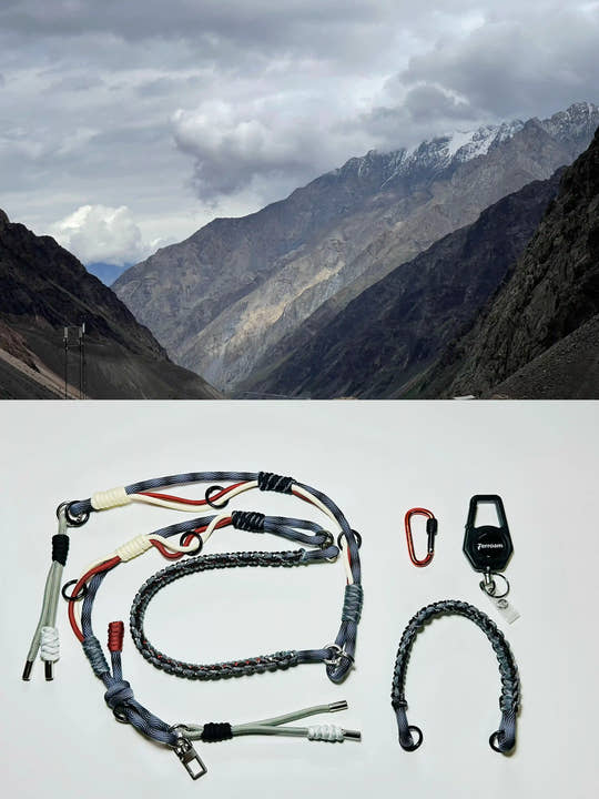 Modular Paracord Phone Lanyard with Carabiner – Adjustable, Detachable & Hands-Free for Everyday Carry