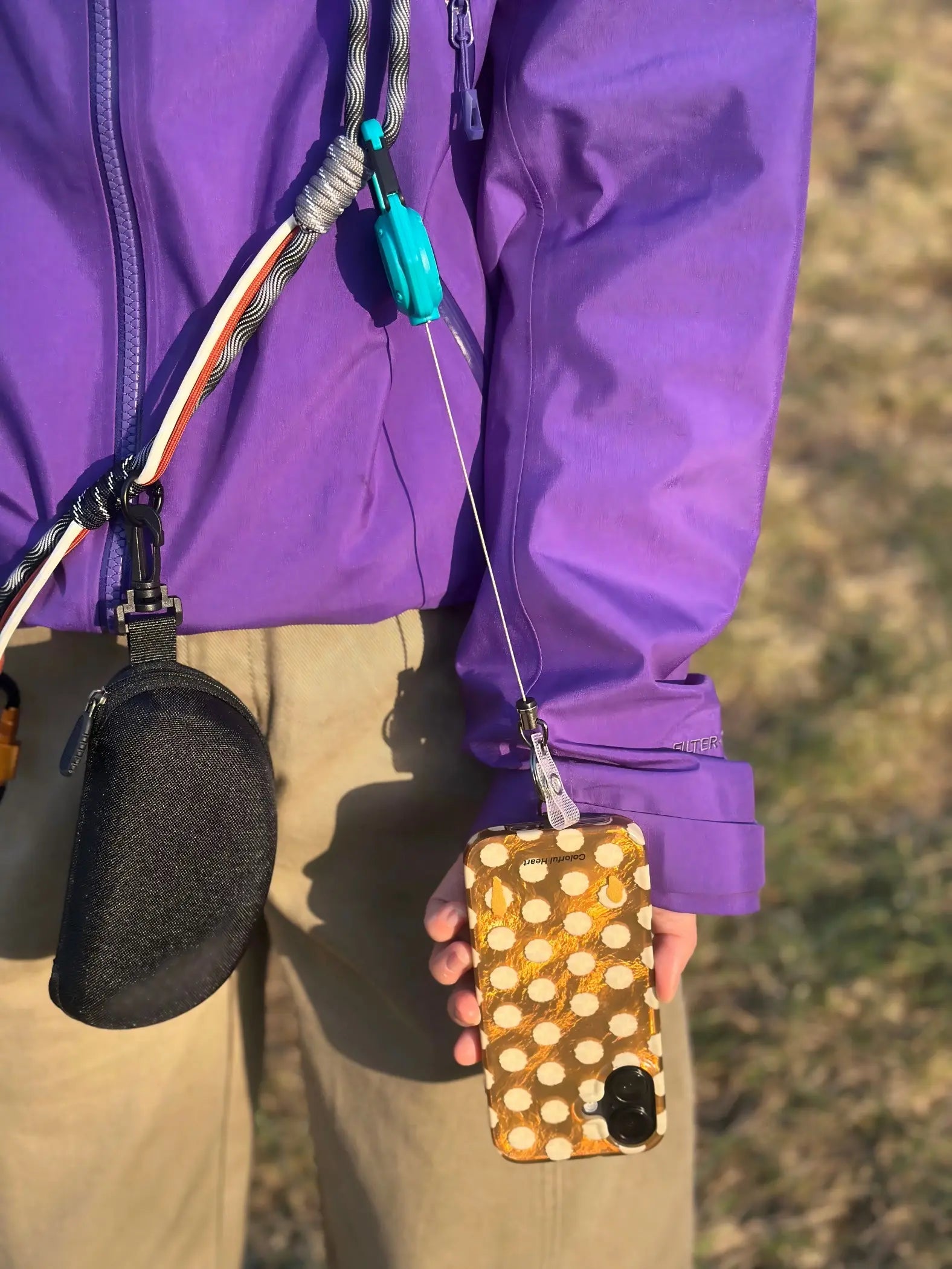 Heavy-Duty Retractable Keychain with Steel Cable – ID Badge Holder Reel, Carabiner & Key Ring for EDC